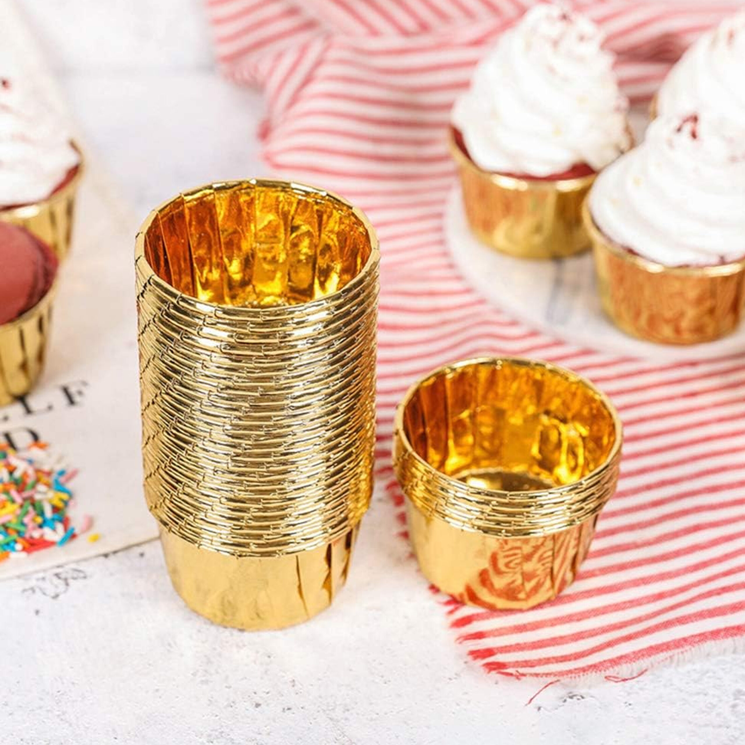 MUFFIN CUP GOLD
7cm (1x20)