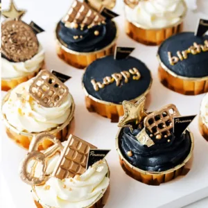 MUFFIN CUP GOLD WITH BROWN BASE 5cm (1x20)