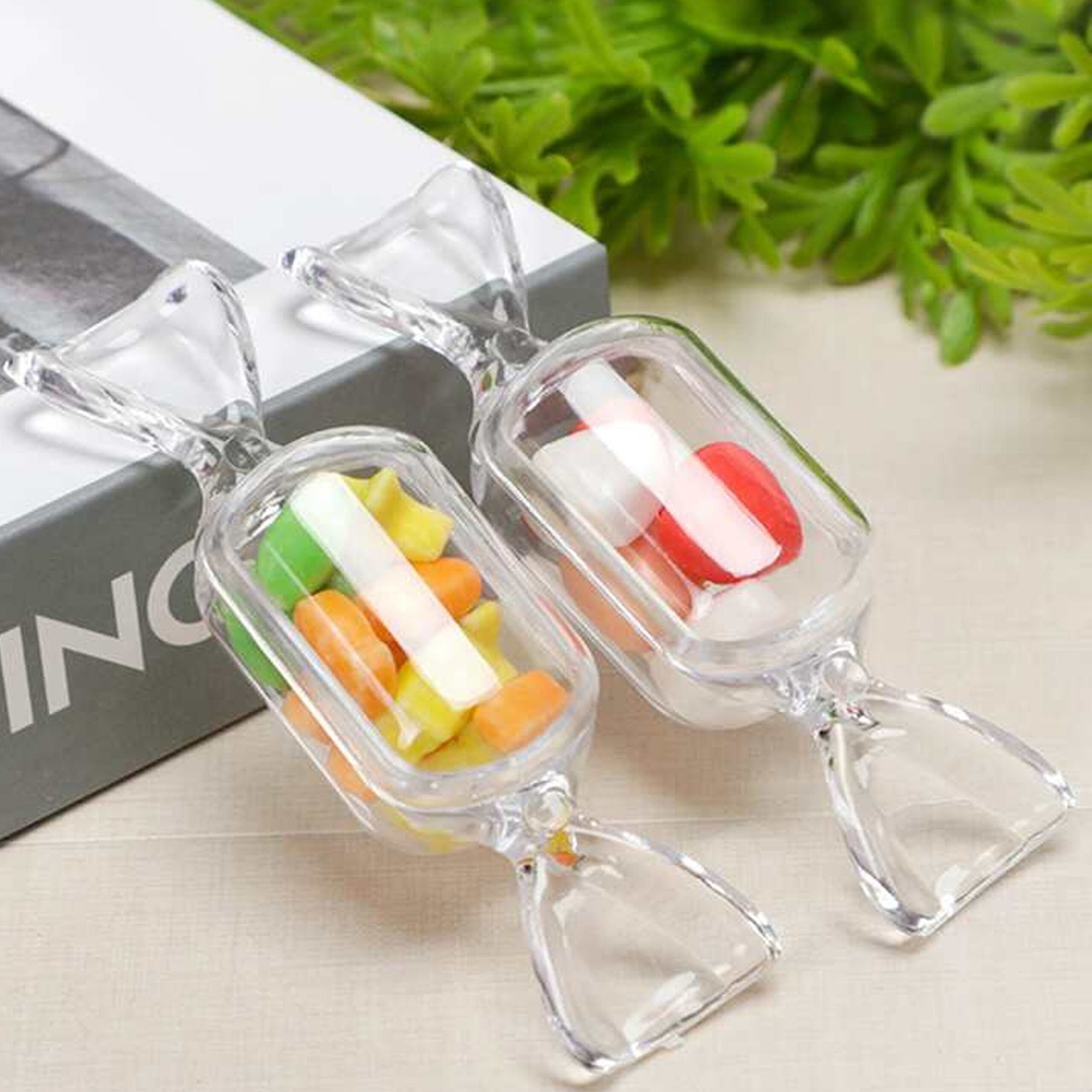 ACRYLIC SWEET
SHAPED
CONTAINERS
(1x10)