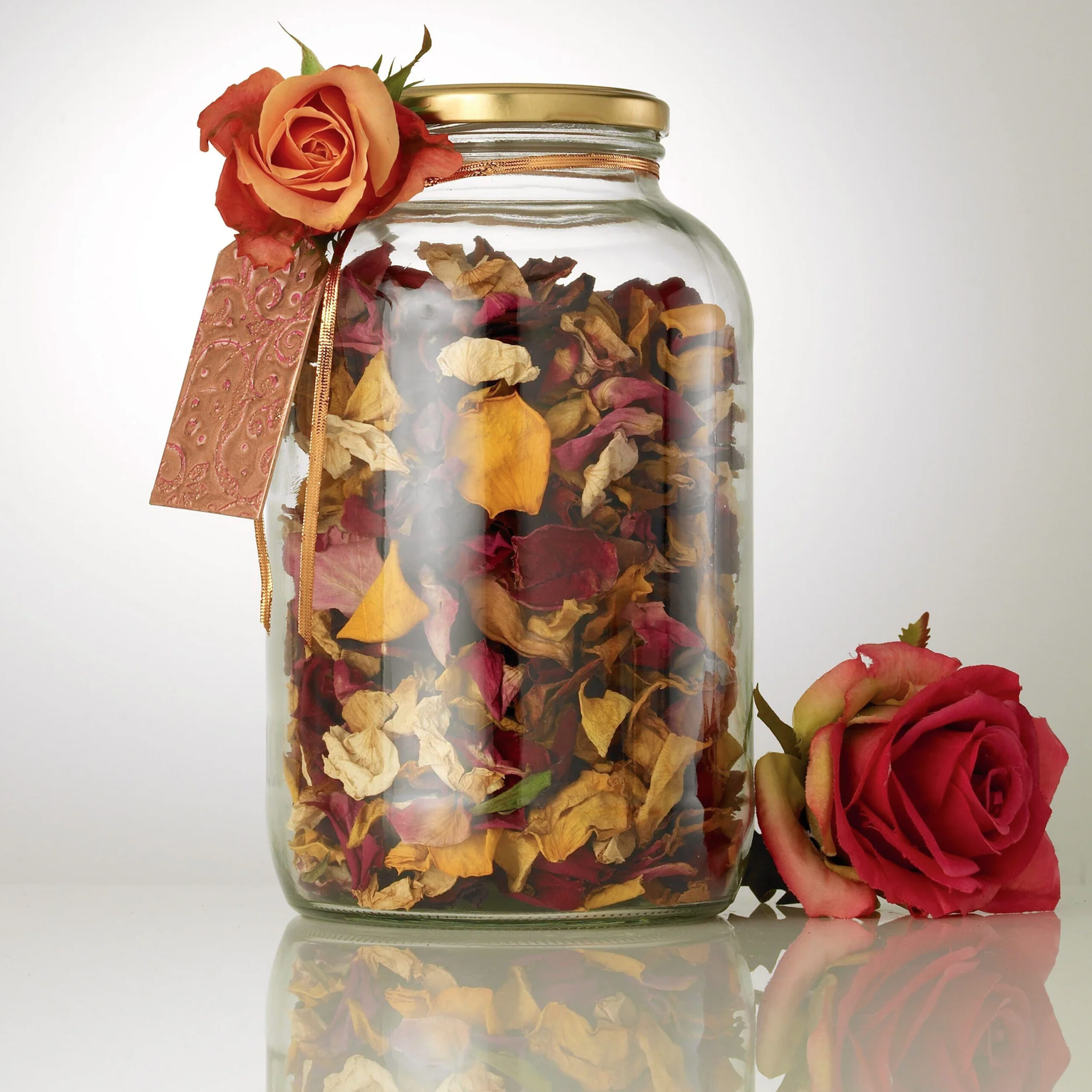 GLASS CATERING
JAR WITH GOLD
LID 2lt