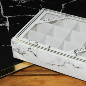 CONFECTIONERY PAPER BOX WITH INSERTS 13.5x17.5x4cm