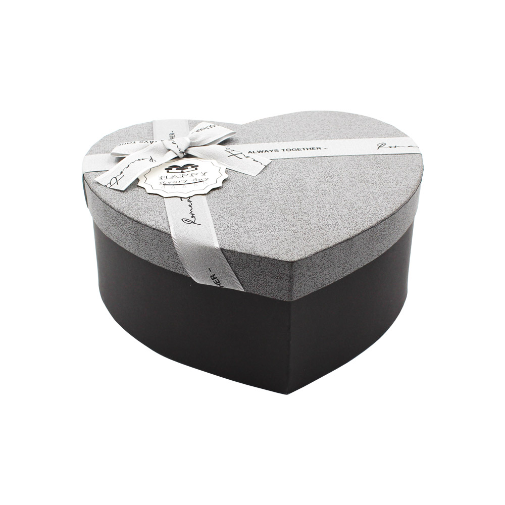 GIFT BOX GREY WITH BOW HEART SHAPED