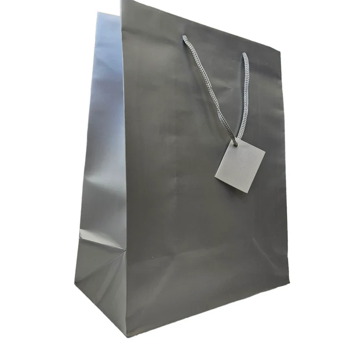 GIFT BAG SILVER 26+12x32cm